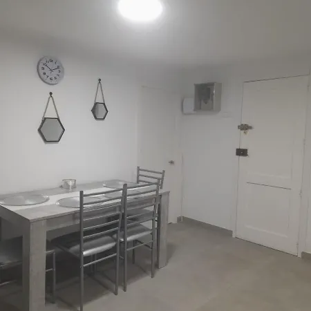 Esperanza 10 Apartment